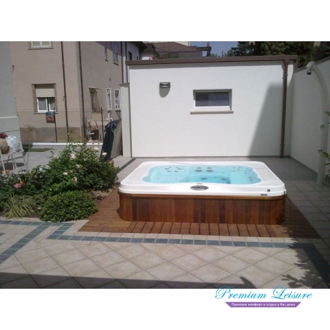 Спа бассейн Jacuzzi Profile Base DESIGN COLLECTION